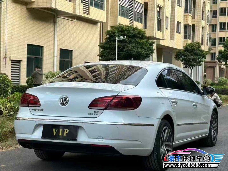 17年大众CC轿车抵押车出售