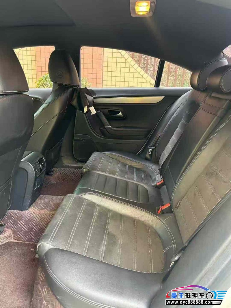 17年大众CC轿车抵押车出售