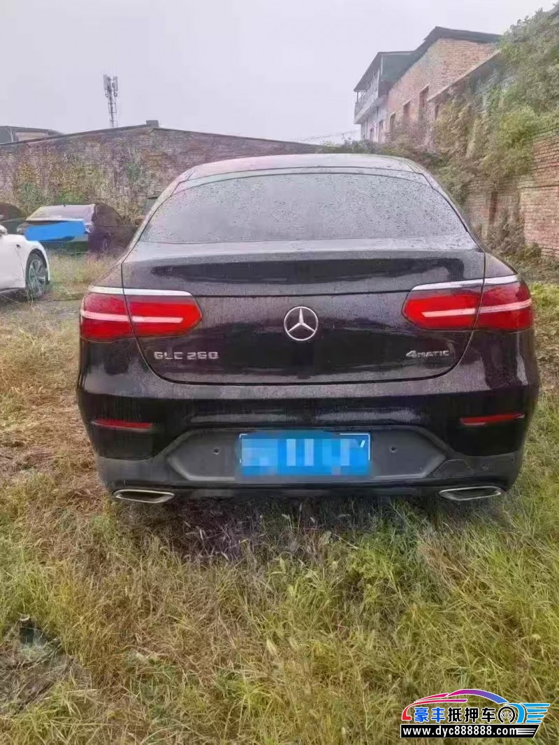 19年奔驰GLC轿车抵押车出售