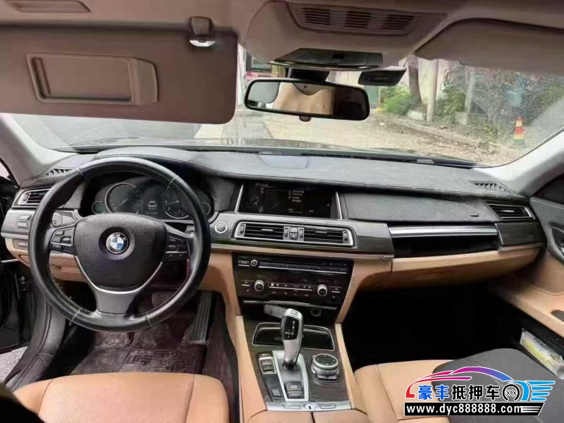 14年宝马7系轿车抵押车出售