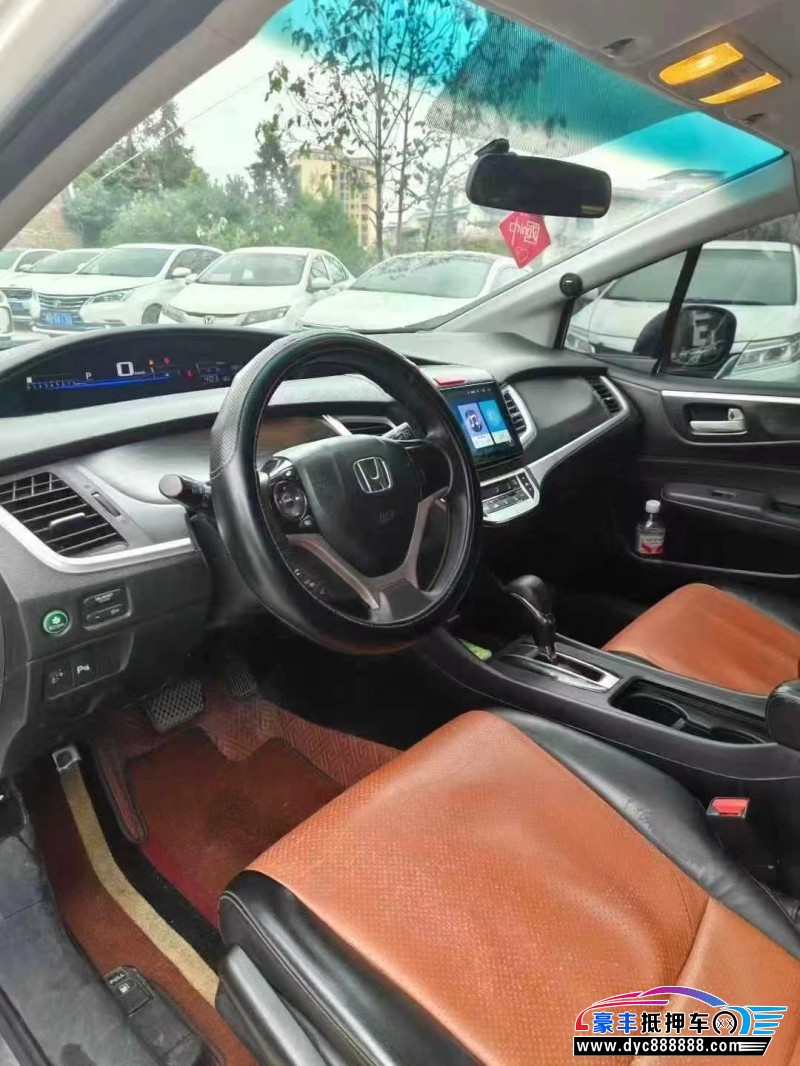 14年本田杰德轿车抵押车出售