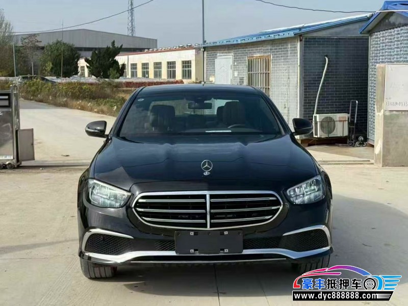 22年奔驰E轿车抵押车出售