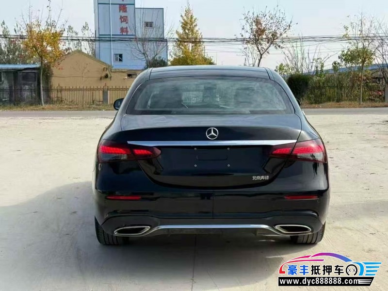 22年奔驰E轿车抵押车出售