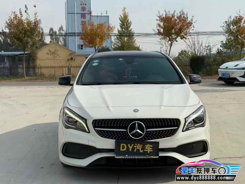 17年奔驰CLA轿车抵押车出售