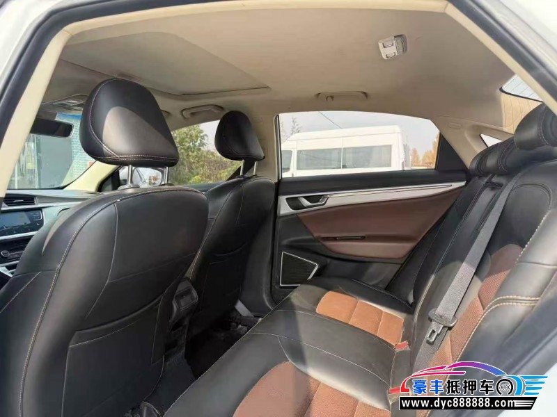 20年吉利帝豪GL轿车抵押车出售