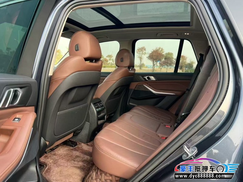 19年宝马X5轿车抵押车出售