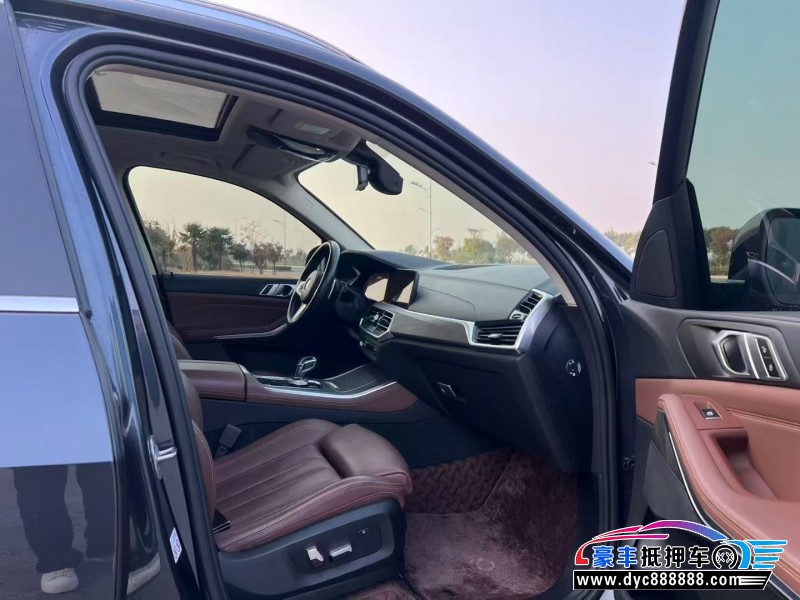 19年宝马X5轿车抵押车出售