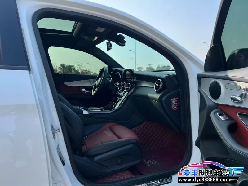 23年奔驰GLC轿车抵押车出售