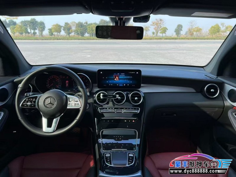 23年奔驰GLC轿车抵押车出售