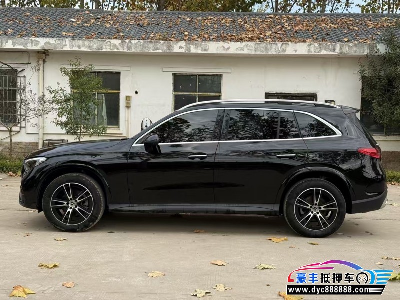 25年奔驰GLC轿车抵押车出售