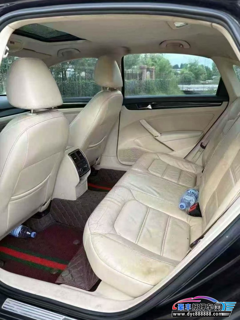 14年大众帕萨特轿车抵押车出售