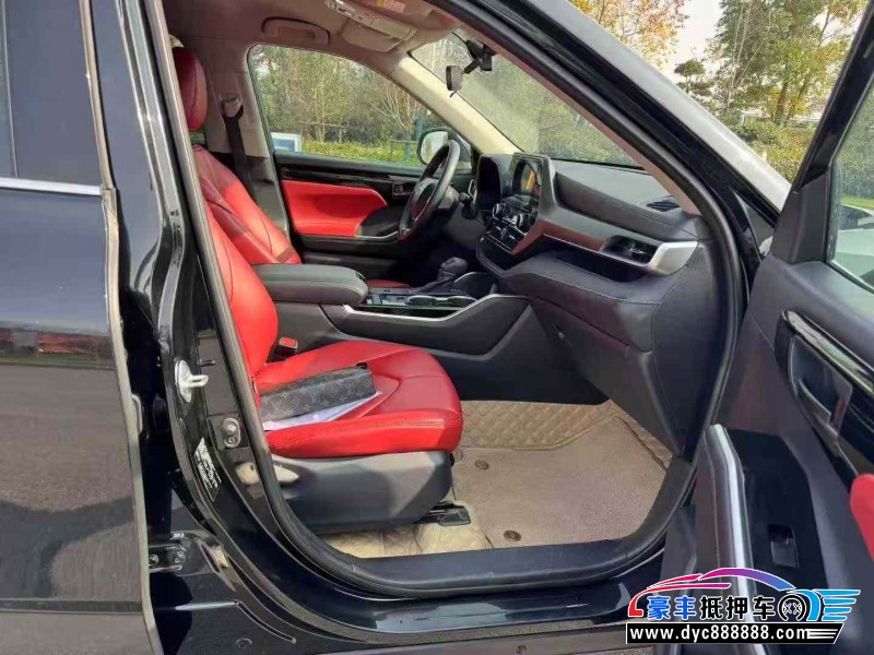 23年丰田汉兰达轿车抵押车出售