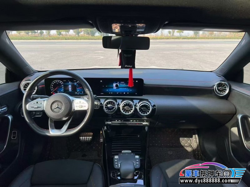 23年奔驰CLA轿车抵押车出售