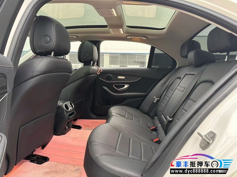 23年奔驰C轿车抵押车出售