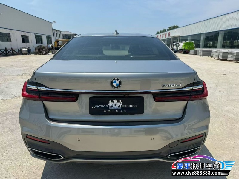 20年宝马7系轿车抵押车出售