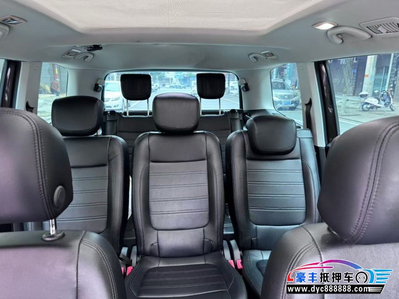 17年大众夏朗轿车抵押车出售