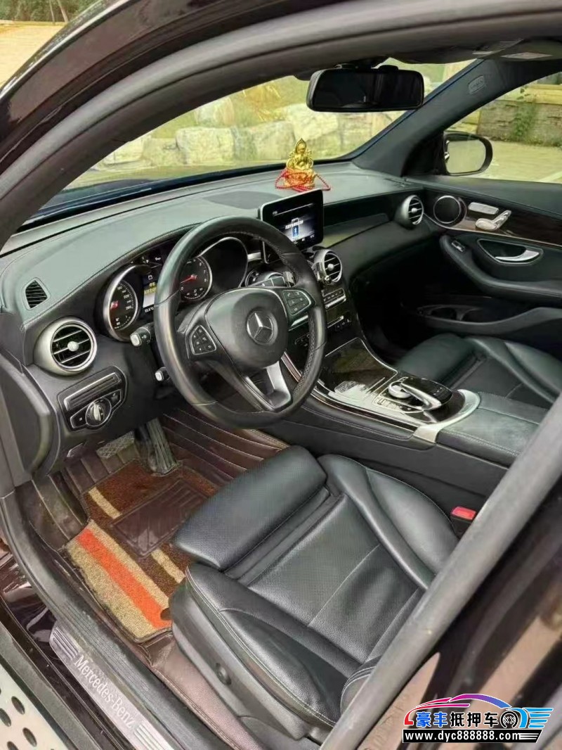 19年奔驰GLCSUV抵押车出售