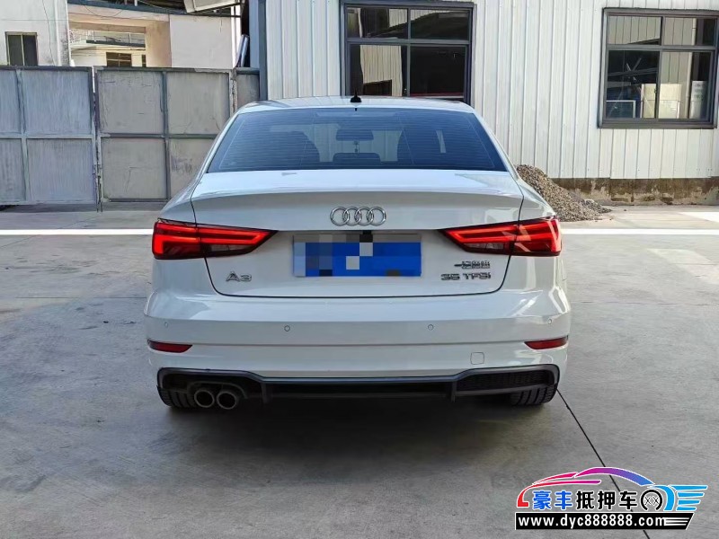 20年奥迪A3轿车抵押车出售
