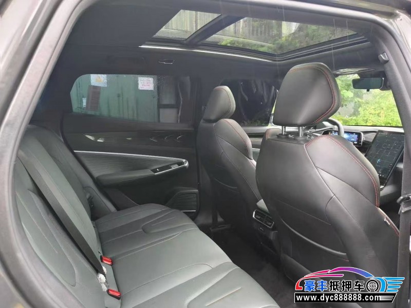 24年吉利博越轿车抵押车出售