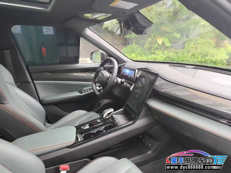 24年吉利博越轿车抵押车出售