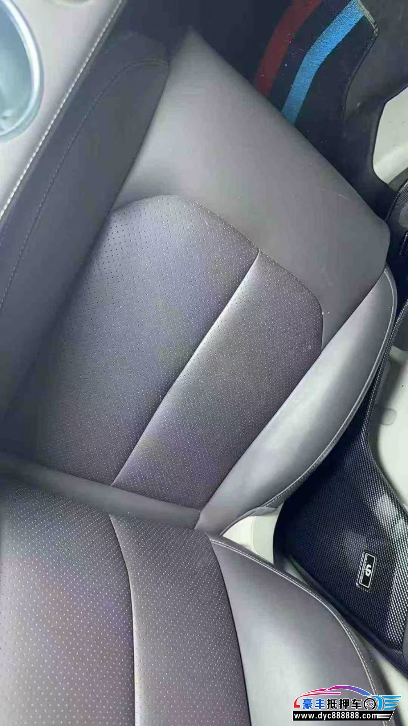 24年零跑C11轿车抵押车出售