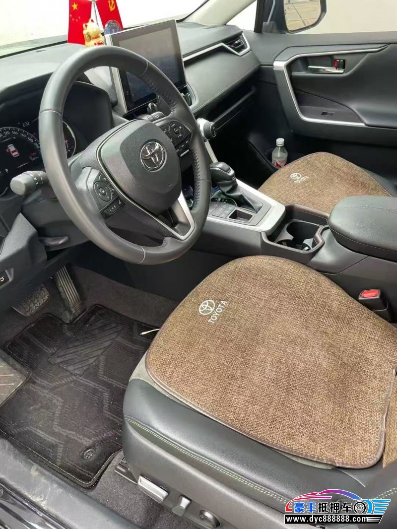 23年丰田RAV4轿车抵押车出售