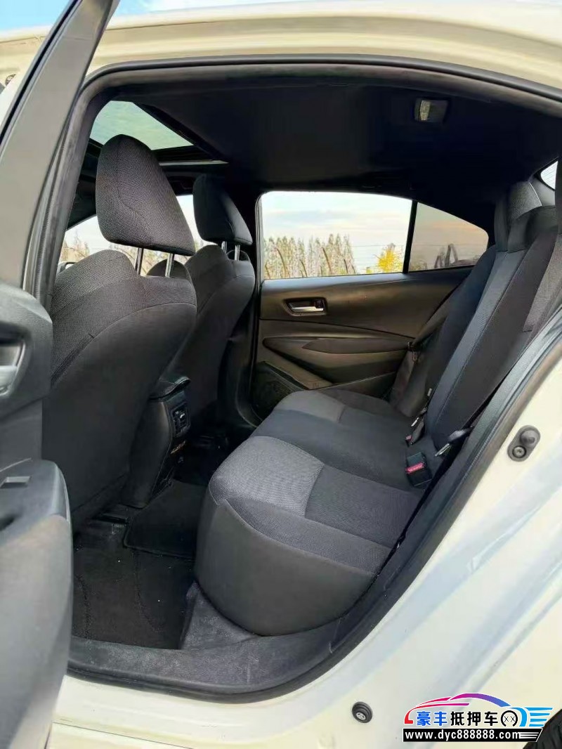 23年丰田雷凌轿车抵押车出售