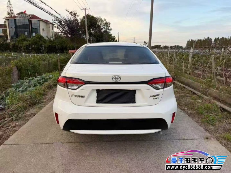 23年丰田雷凌轿车抵押车出售