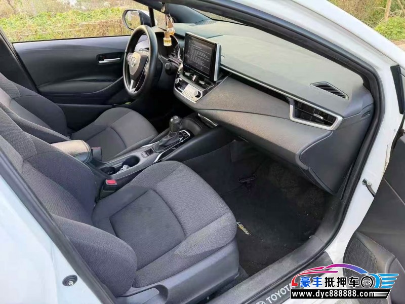 23年丰田雷凌轿车抵押车出售