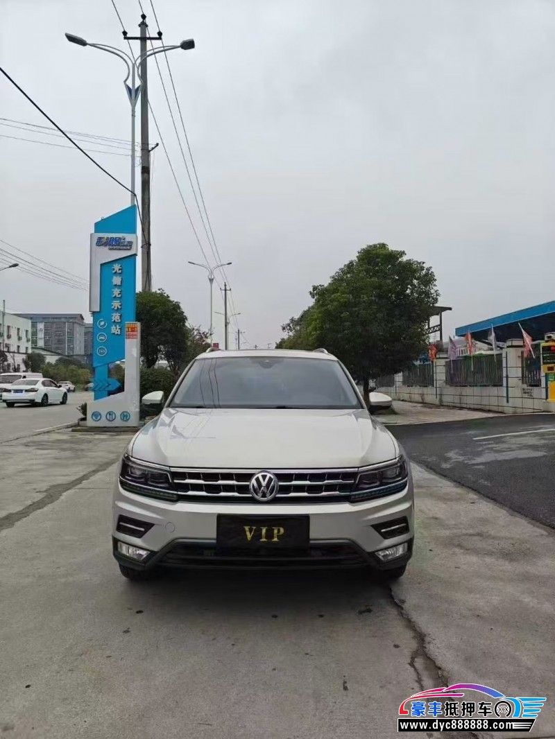 17年大众途观L轿车抵押车出售