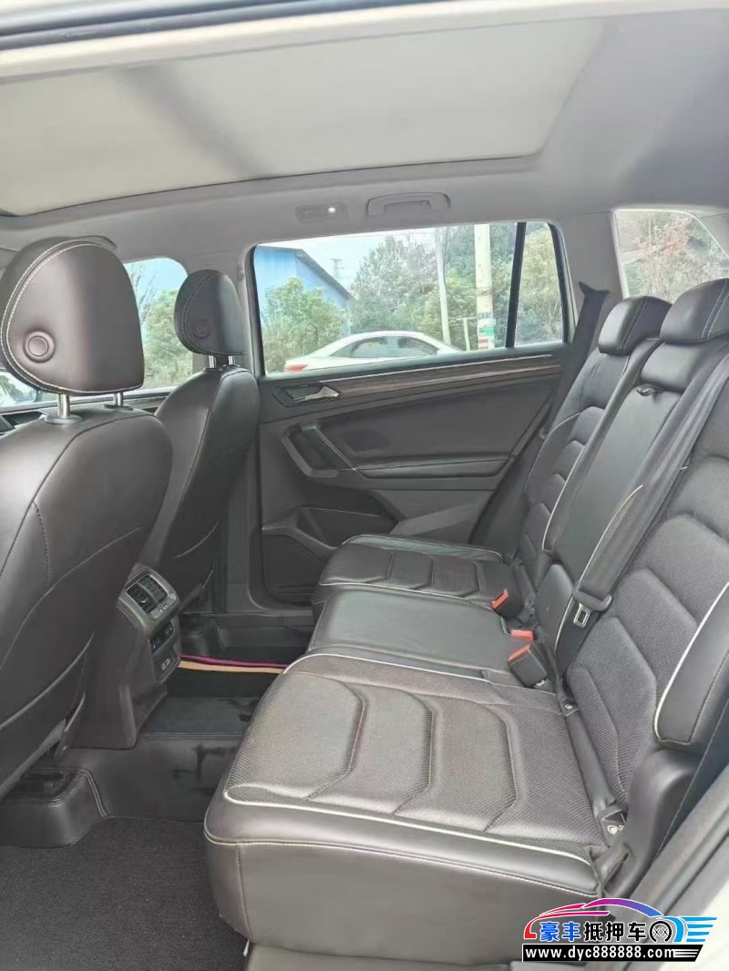 17年大众途观L轿车抵押车出售