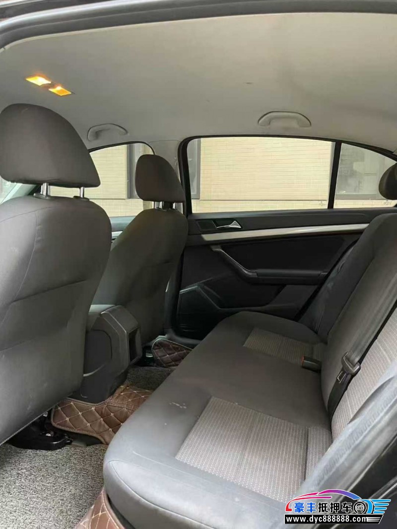 18年大众朗逸轿车抵押车出售