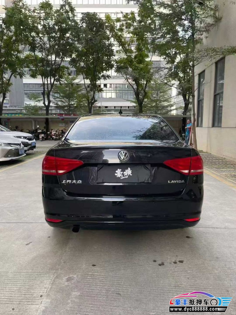 18年大众朗逸轿车抵押车出售