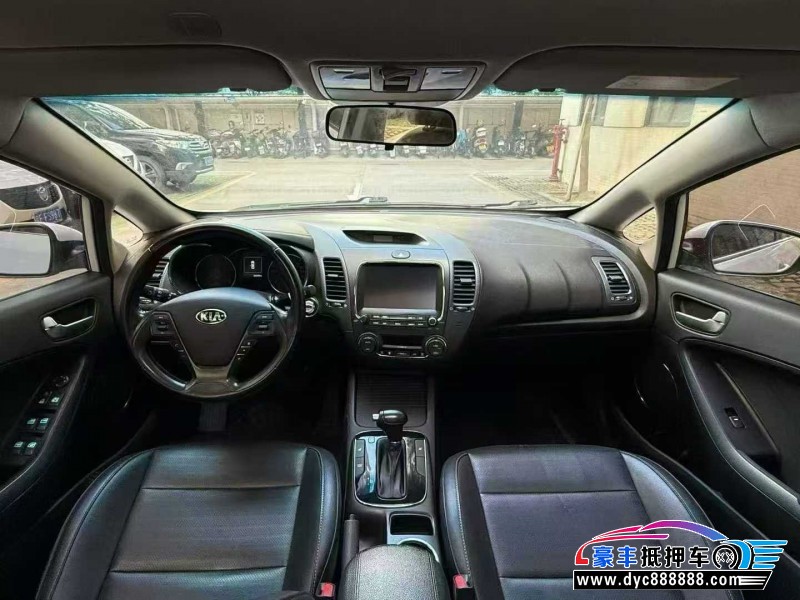 19年起亚K3轿车抵押车出售