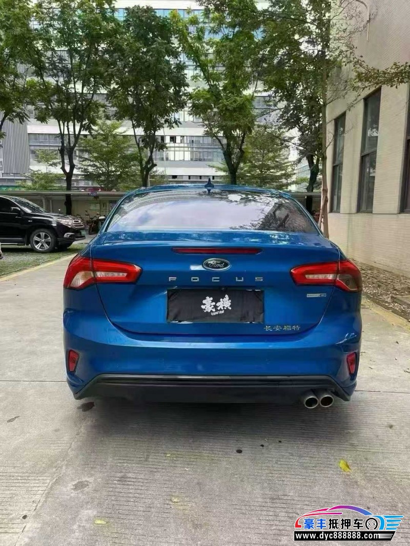 20年福特福克斯轿车抵押车出售