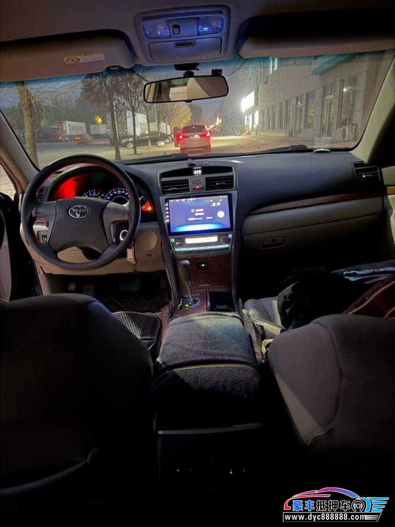 13年丰田凯美瑞轿车抵押车出售