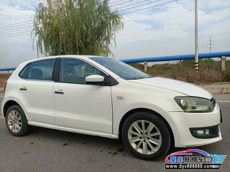 13年大众polo轿车抵押车出售