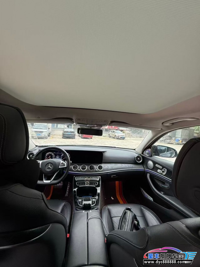 17年奔驰E轿车抵押车出售