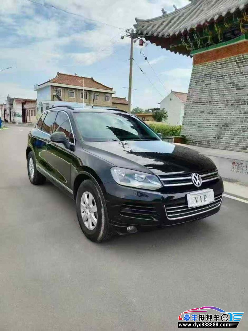 12年大众途锐SUV抵押车出售