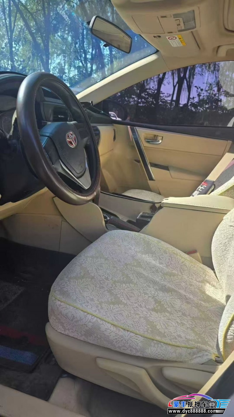 17年丰田卡罗拉轿车抵押车出售