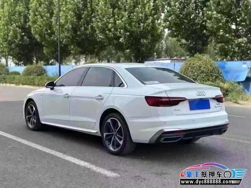 22年奥迪A4L轿车抵押车出售