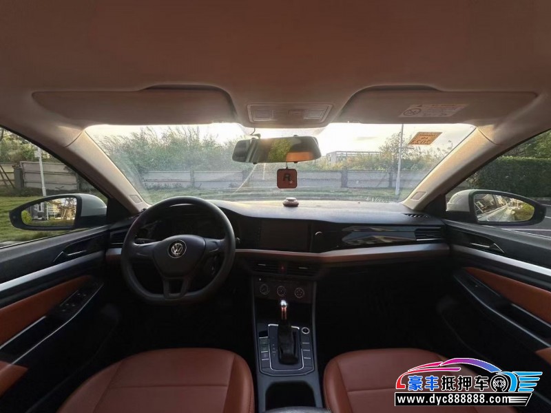 19年大众宝来轿车抵押车出售