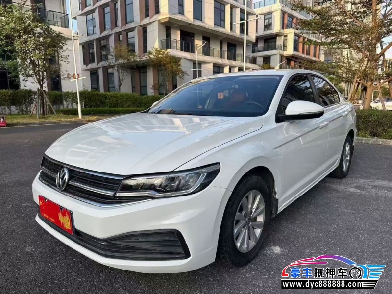 19年大众宝来轿车抵押车出售