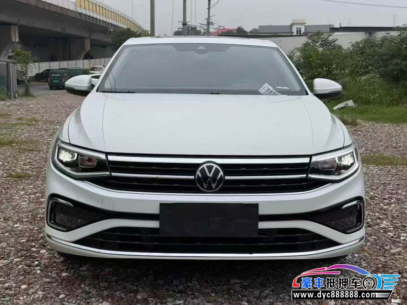 25年大众宝来轿车抵押车出售