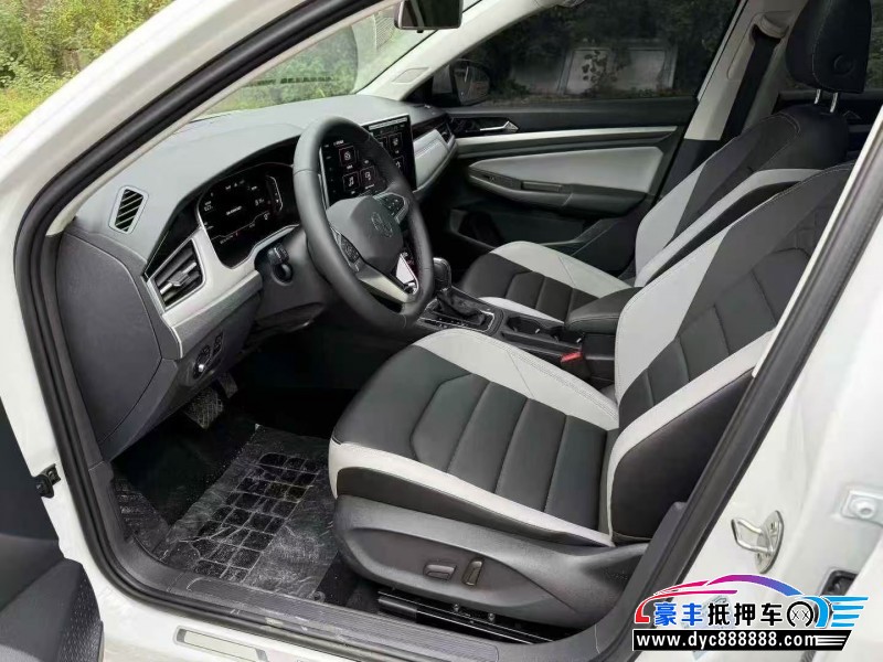 25年大众宝来轿车抵押车出售