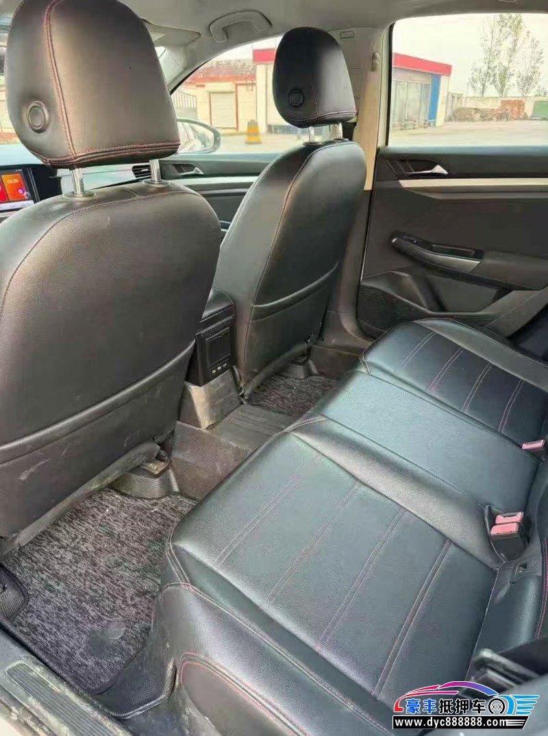 19年大众宝来轿车抵押车出售