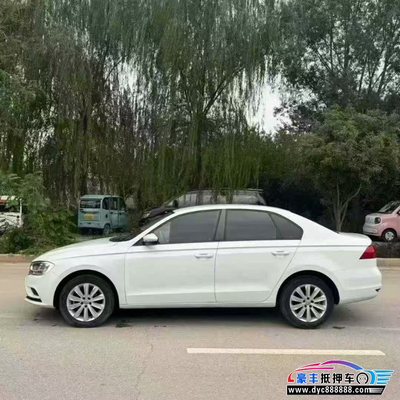 23年大众宝来轿车抵押车出售