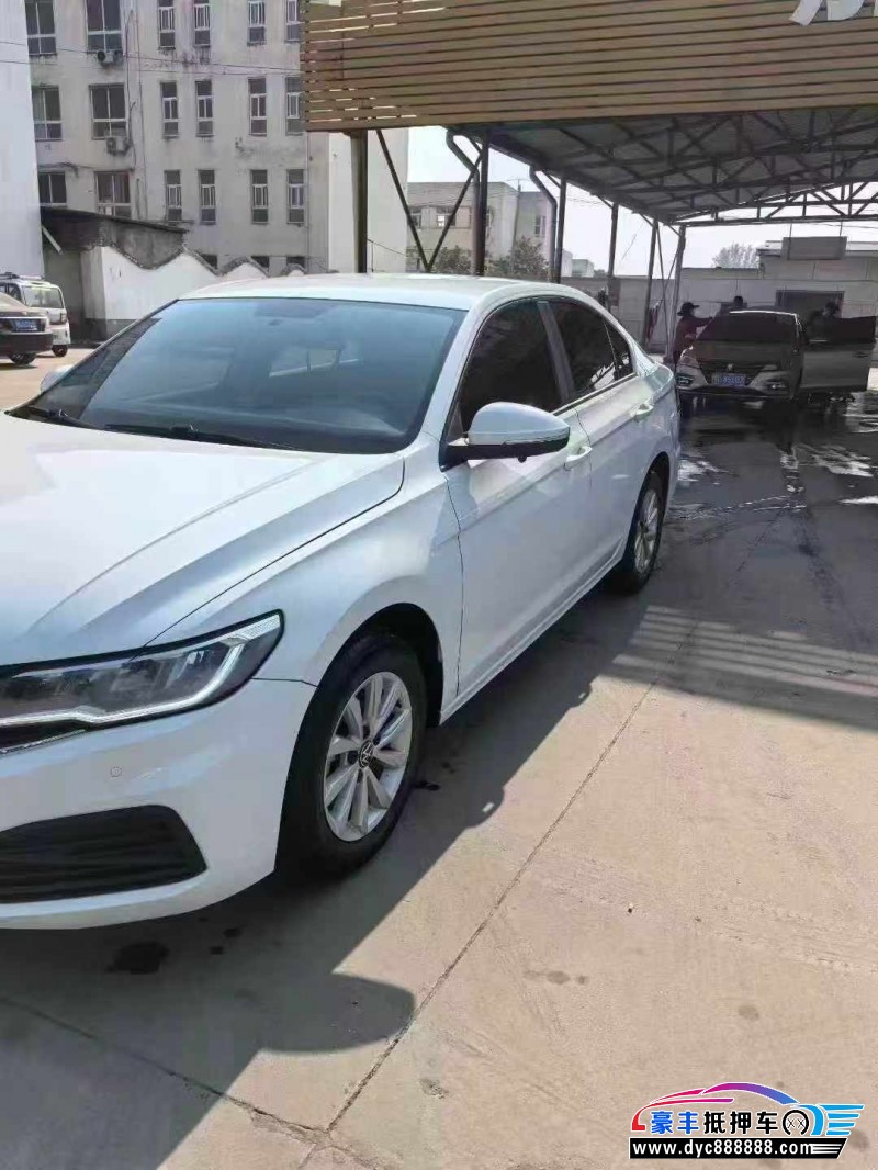 22年大众宝来轿车抵押车出售