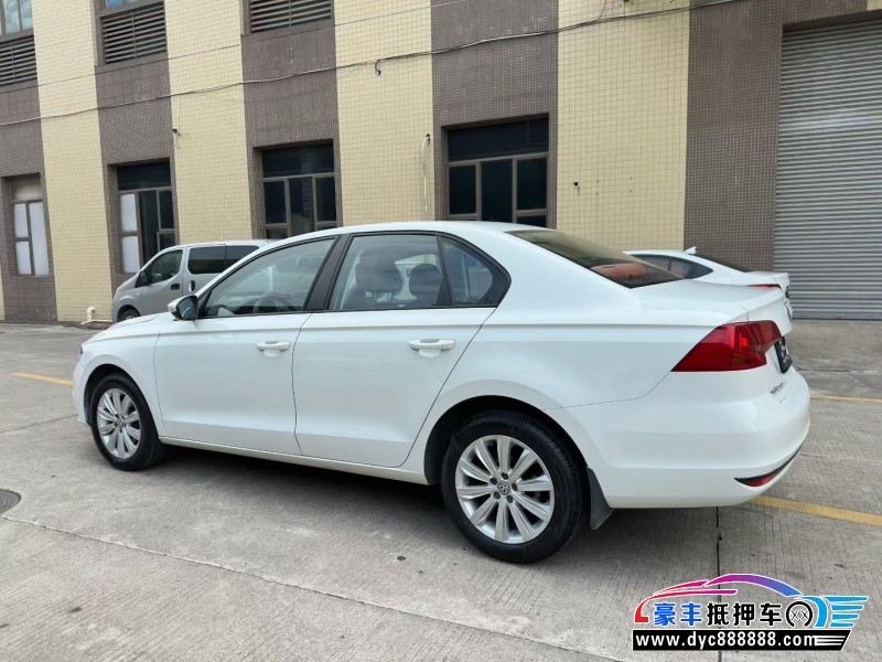 19年大众宝来轿车抵押车出售