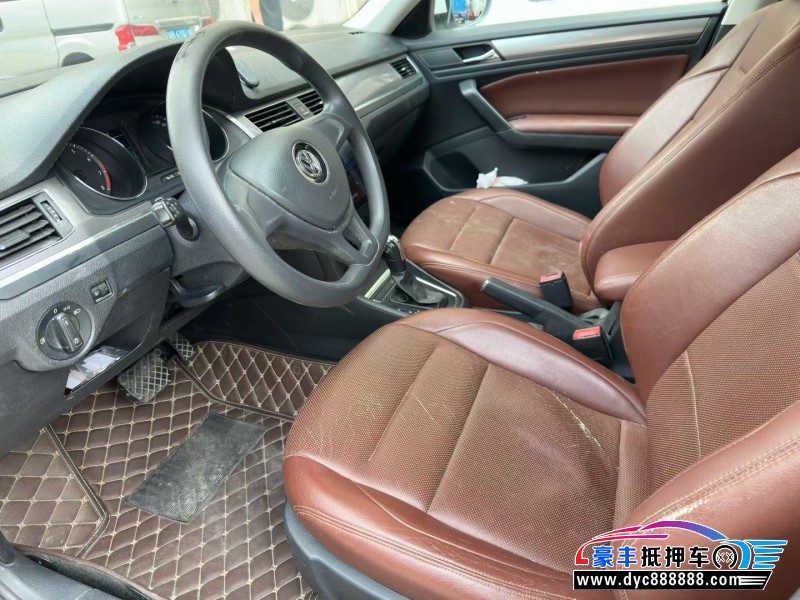 19年大众宝来轿车抵押车出售